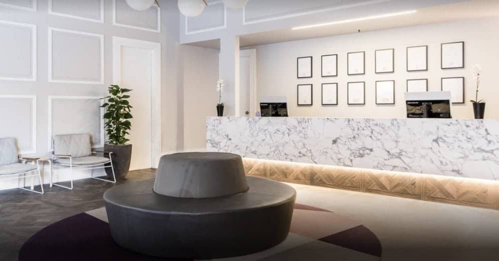 arabescato hotel reception counter