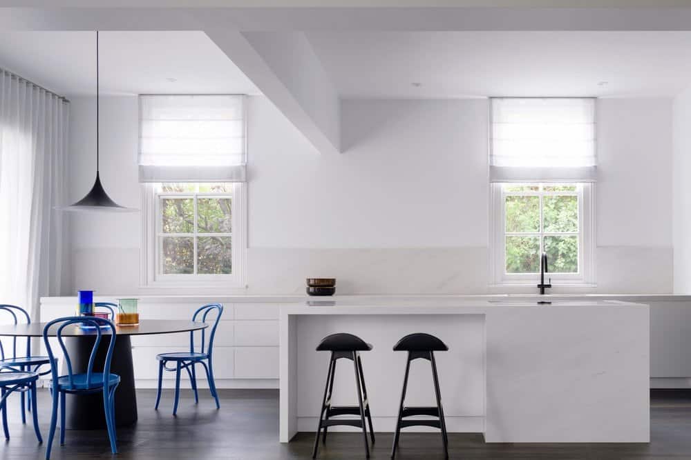 bianco santorini marble kitchen island and splashback 1
