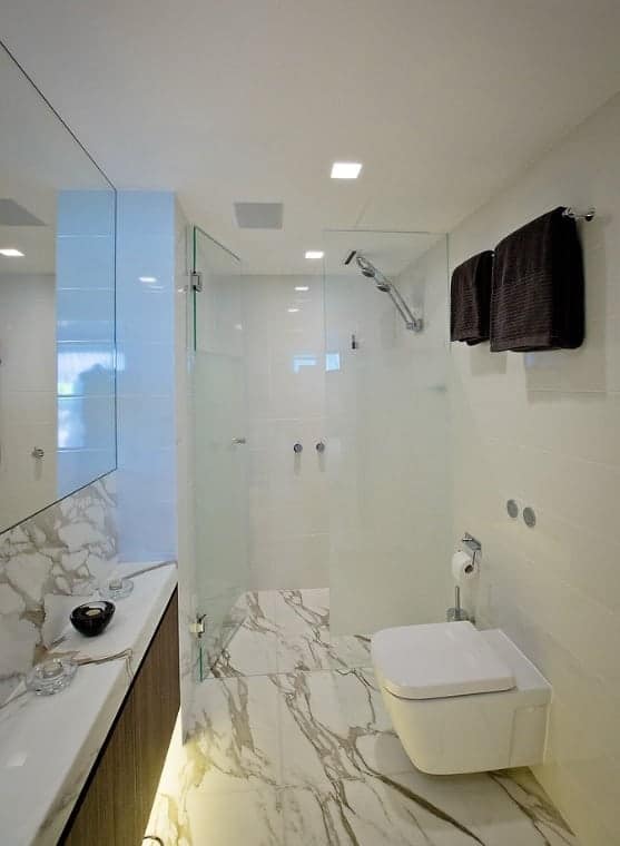 calacatta borghini floor tiles and vanity