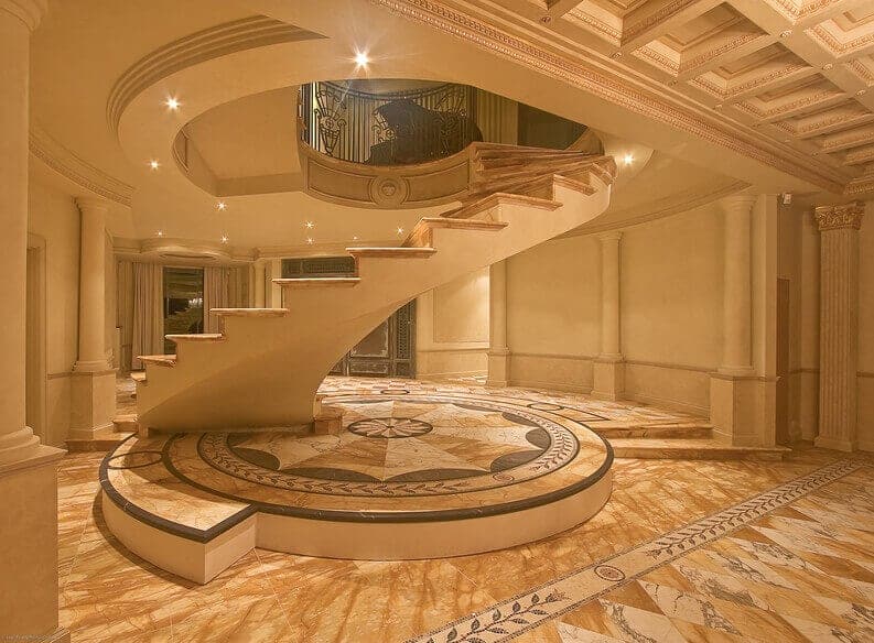 giallo sienna and arabescato marble foyer
