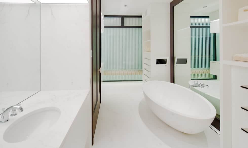 hermes marble bathroom floor and walls