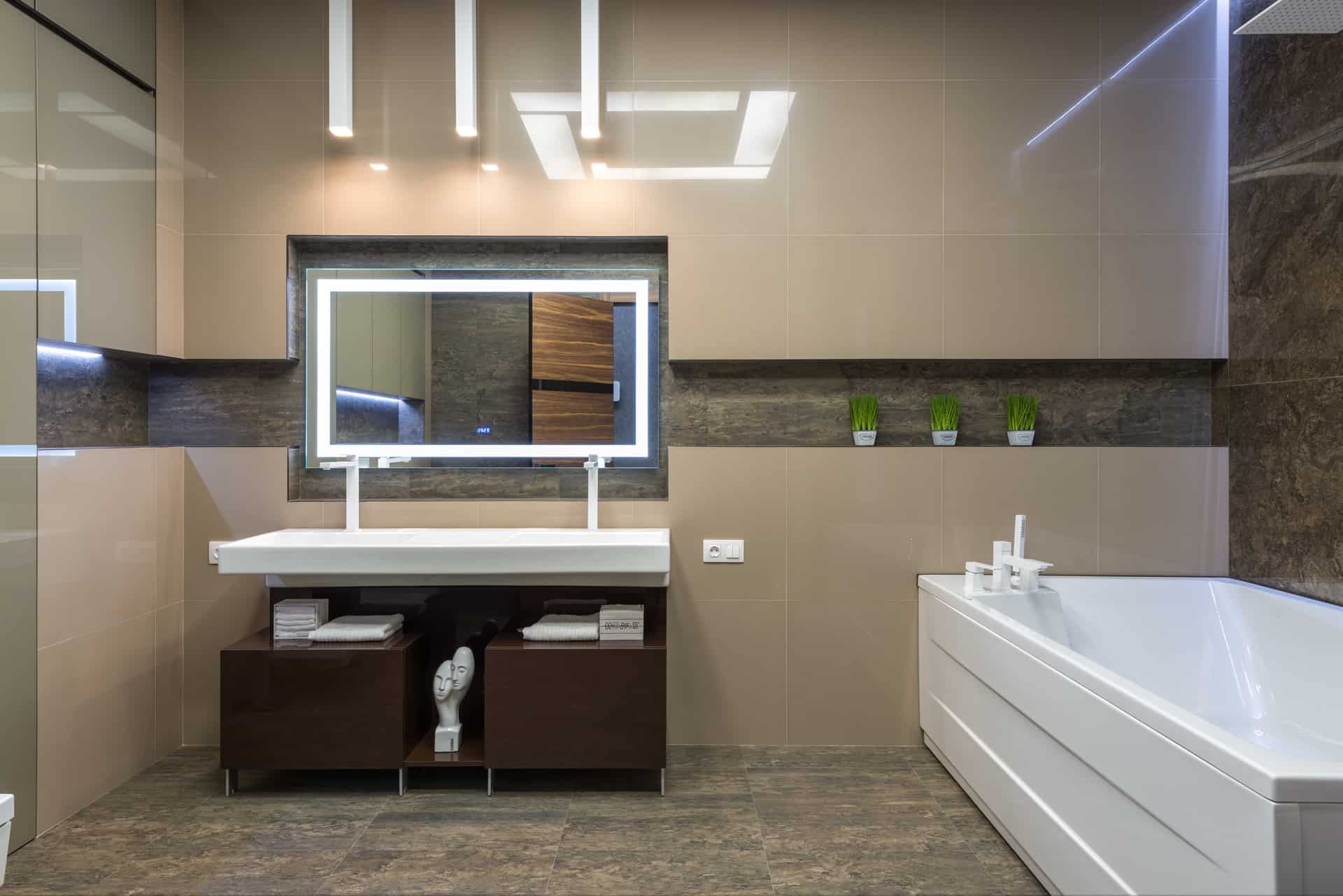 11 Best Bathroom Wall Options
