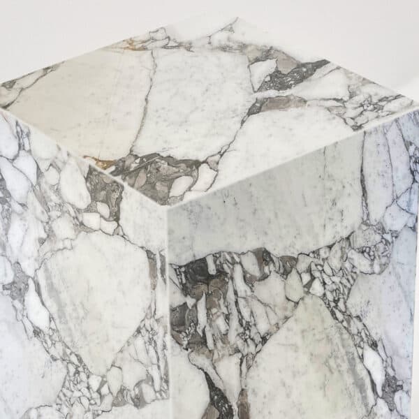 Tall Plinth zoom View Arabescato1