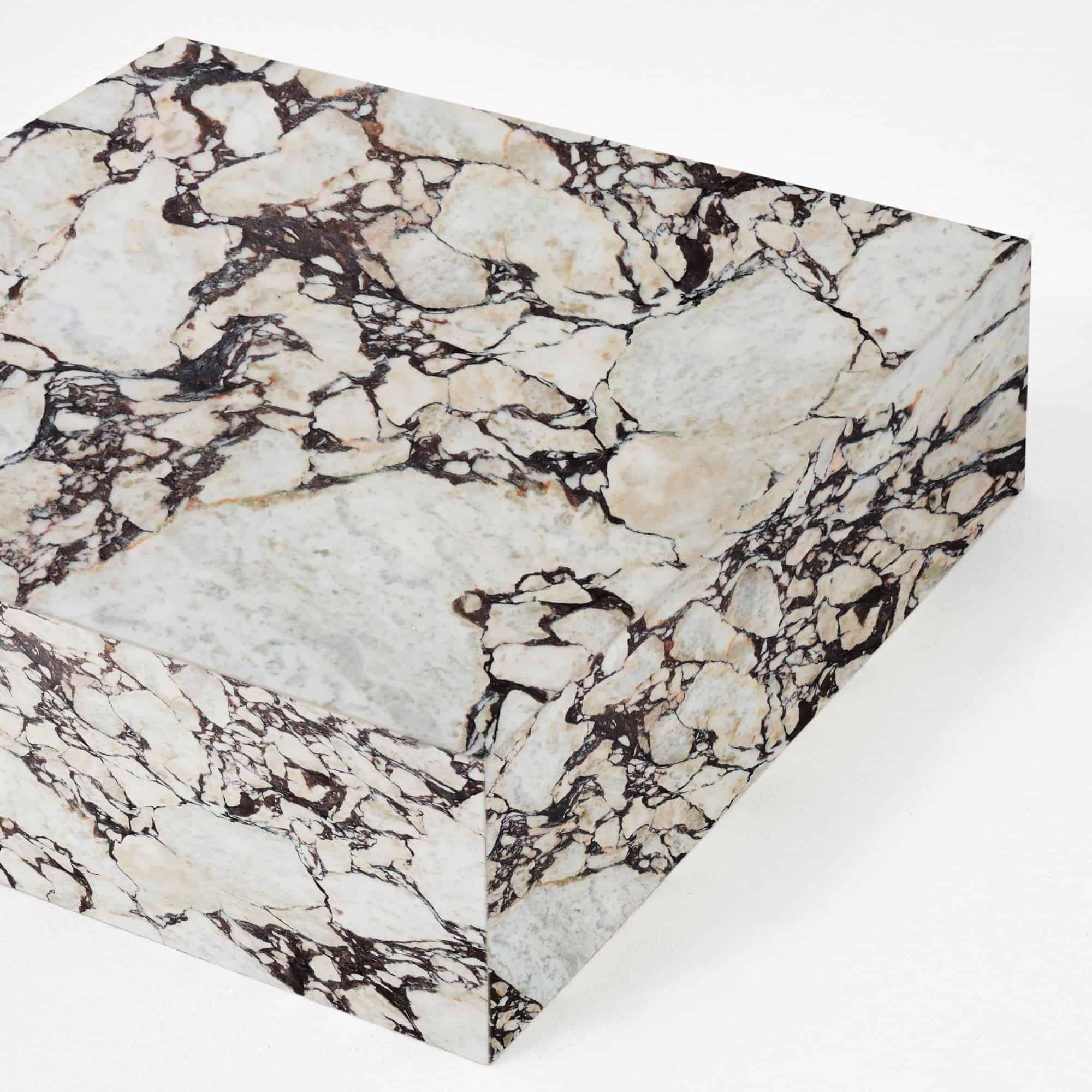 coffee Table 1 zoom viewCalacatta Viola Marble 20mm HONED finish batch1 12 ref2226 closeup