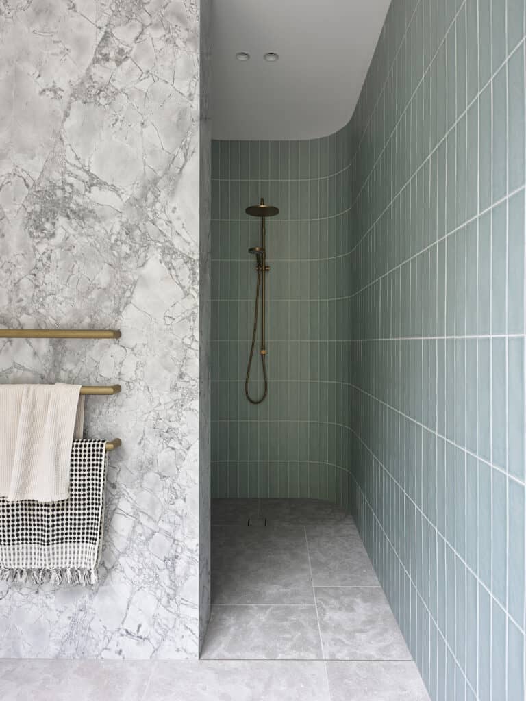 Super White Bathroom Walls