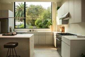 Stylish Two Tone Kitchen Ideas