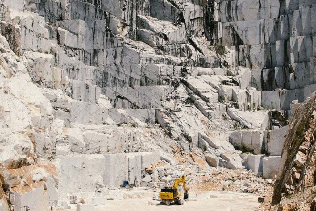 Carrara Marble vs. Calacatta Marble