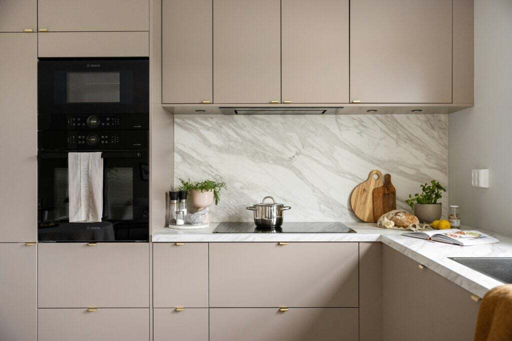 Granite In The Kitchen Pros And Cons