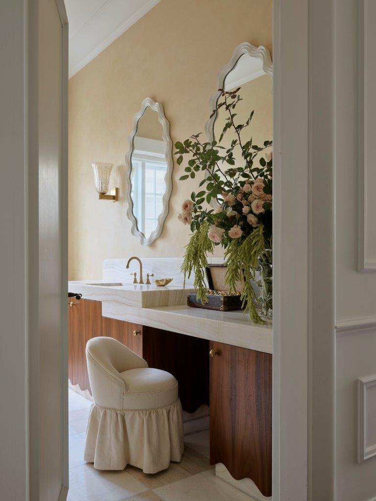 Iris Onyx Powder Room Vanity 2 1