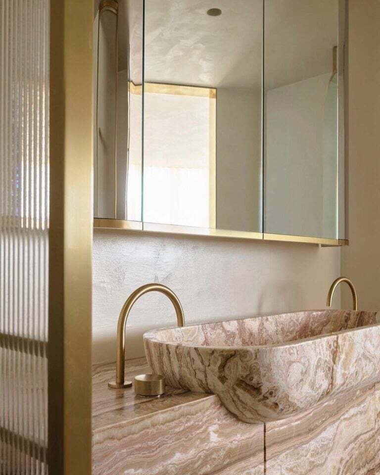 Travertine Onyx Solid Vanity & Stone Unity