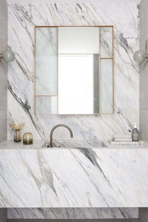 Calacatta Manhattan Vanity Integrated Sink