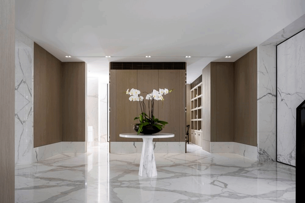 Calacatta marble entry foyer