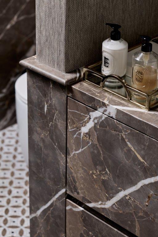 Cafe Imperiale Vanity 2