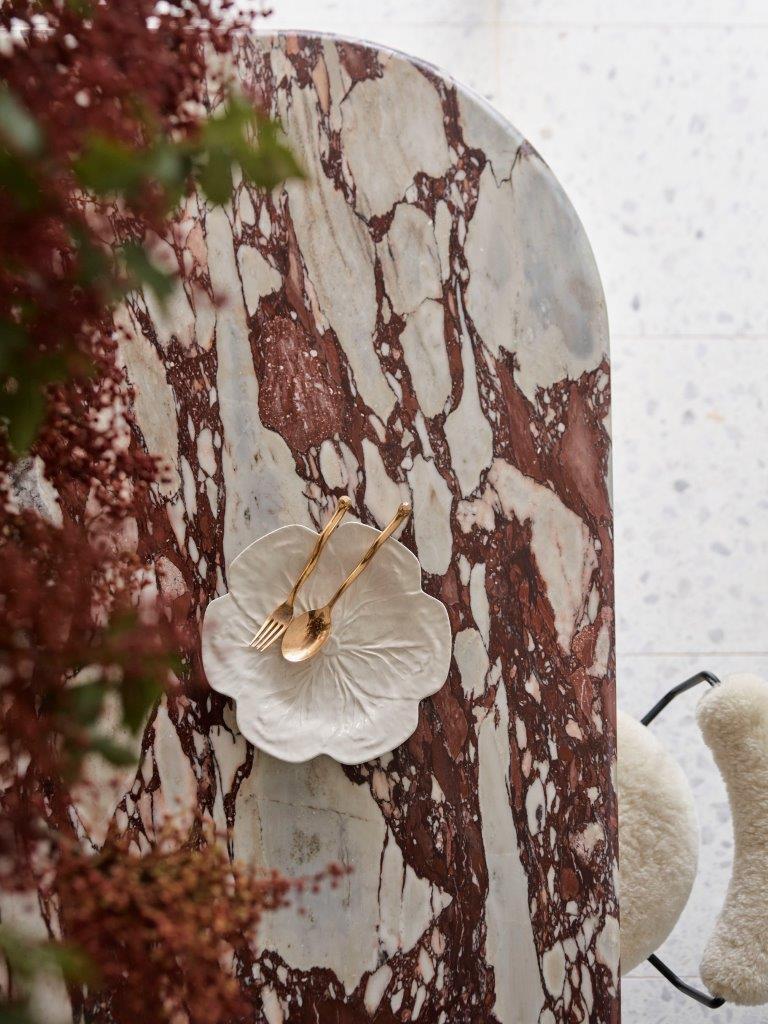 Calacatta Viola Kitchen Details 1